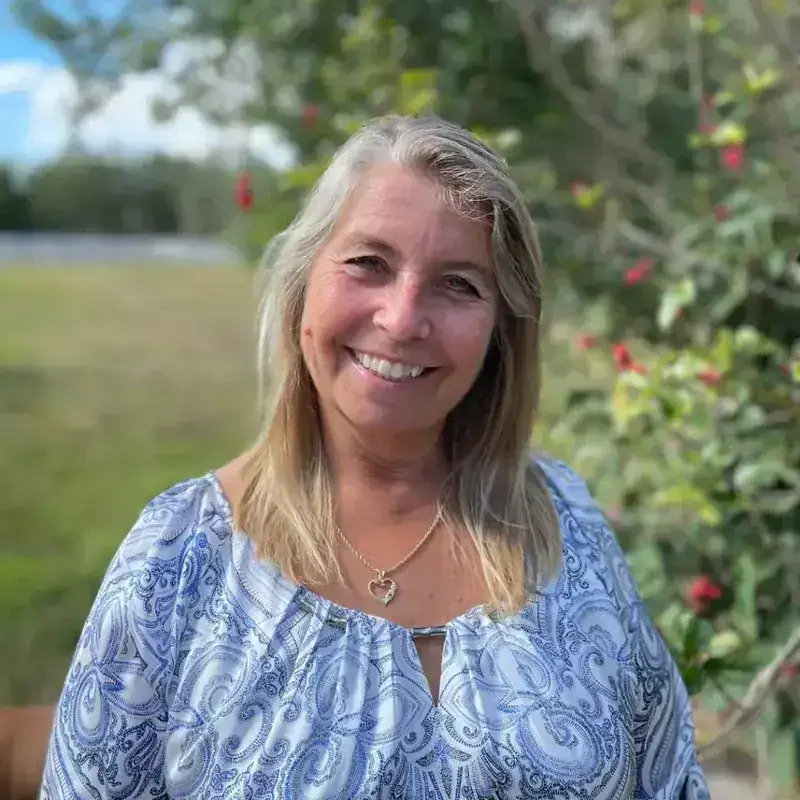 Michelle - Designer/Content Creator